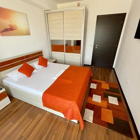 Alcomar Apartment - Summerland Mamaia Kültér fotó