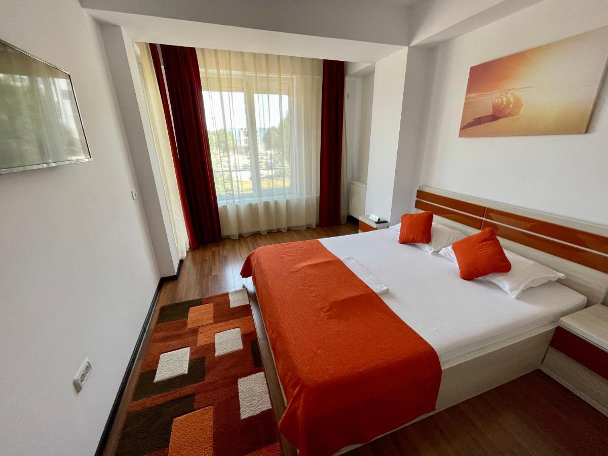 Alcomar Apartment - Summerland Mamaia Kültér fotó