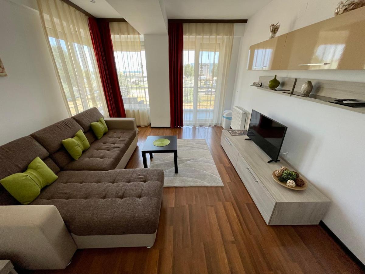 Alcomar Apartment - Summerland Mamaia Kültér fotó