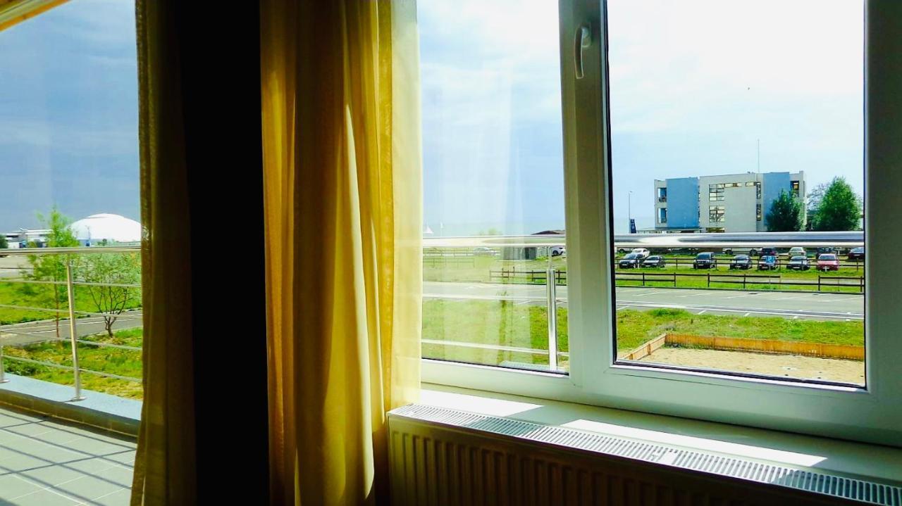 Alcomar Apartment - Summerland Mamaia Kültér fotó